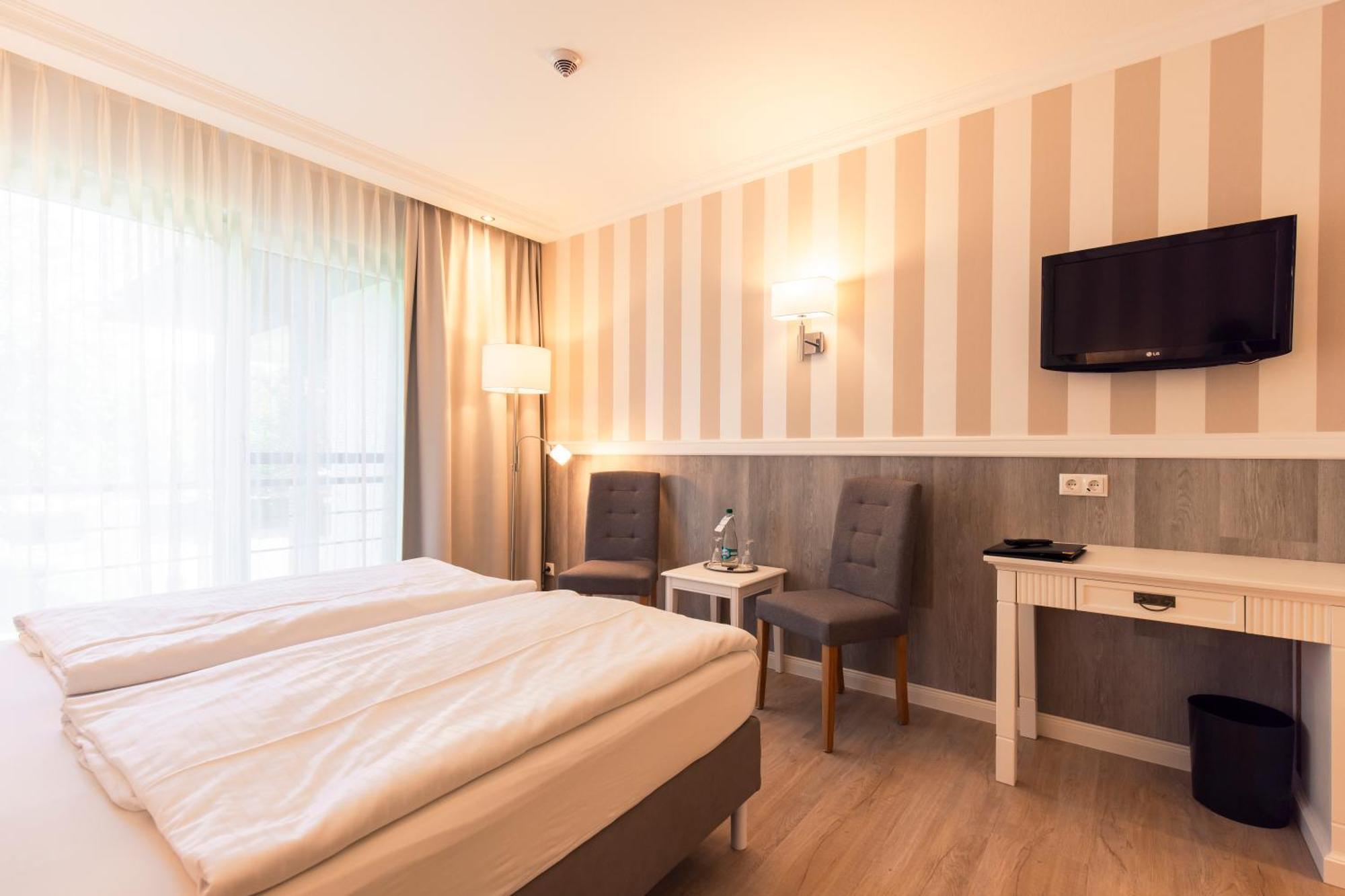 Resort Hotel IV Jahreszeiten Zingst Ngoại thất bức ảnh