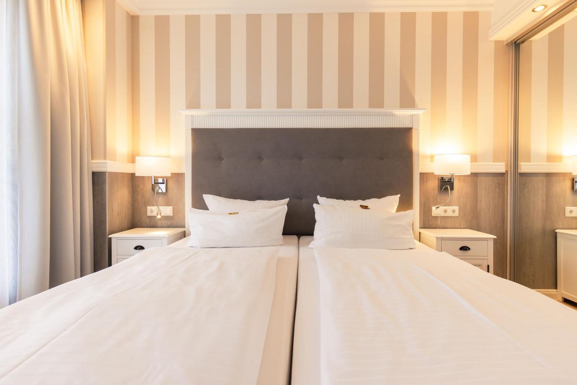 Resort Hotel IV Jahreszeiten Zingst Ngoại thất bức ảnh